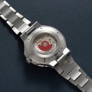 Aquis Date - 01 733 7789 4135-07 8 23 04PEB | Oris